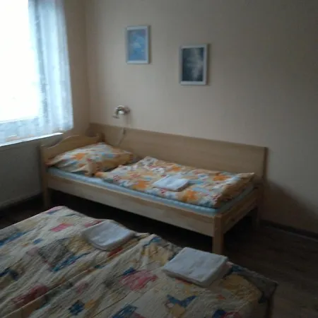Pod Suchym Vrchem - Dolni Morava - Bukova Hora - *