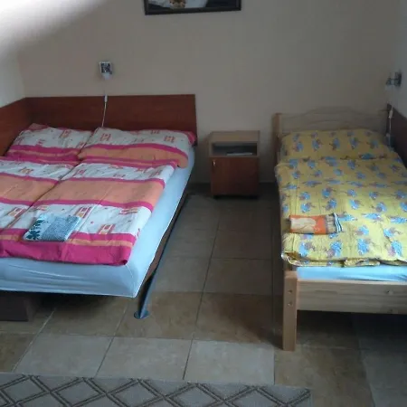 Pod Suchym Vrchem - Dolni Morava - Bukova Hora - *